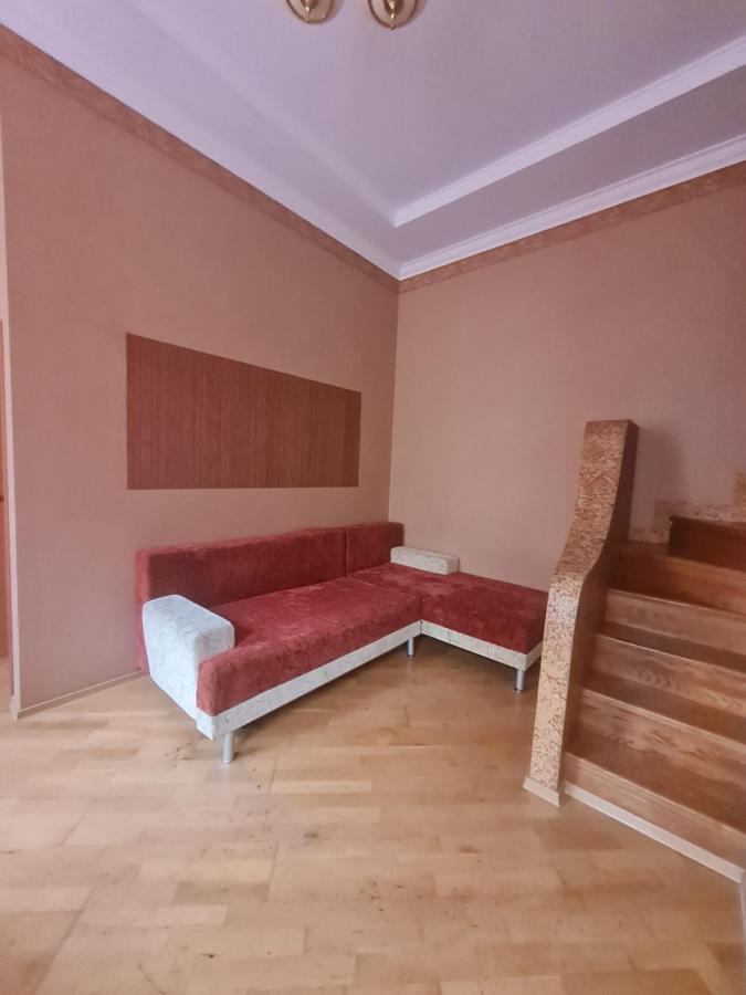 Центр, Євгена Коновальця, 3 Apartment Lutsʼk Екстериор снимка