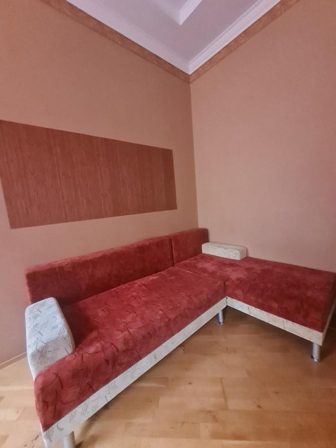 Центр, Євгена Коновальця, 3 Apartment Lutsʼk Екстериор снимка