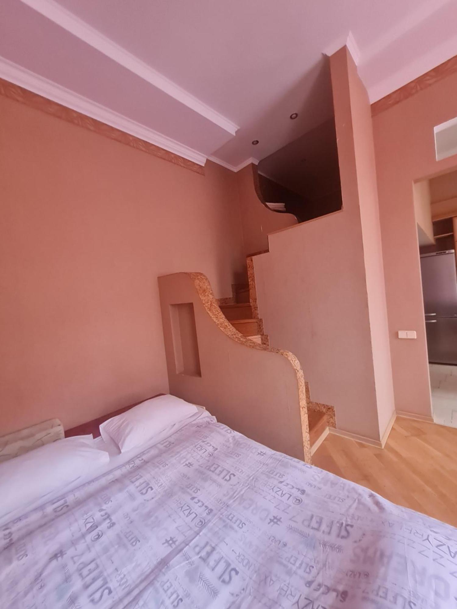 Центр, Євгена Коновальця, 3 Apartment Lutsʼk Екстериор снимка